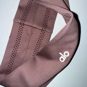 ALO Yoga Mauve Headband ( Burgundy Truffle - Sold Out on the ALO website )